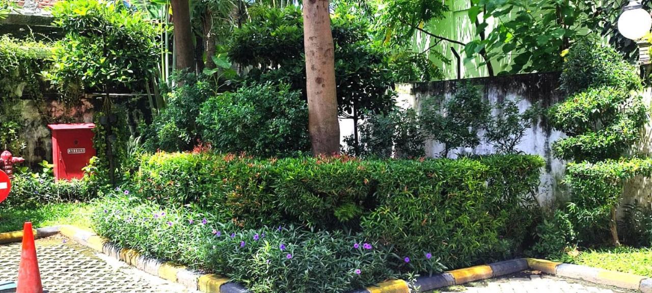 Khas Gresik Otel Dış mekan fotoğraf