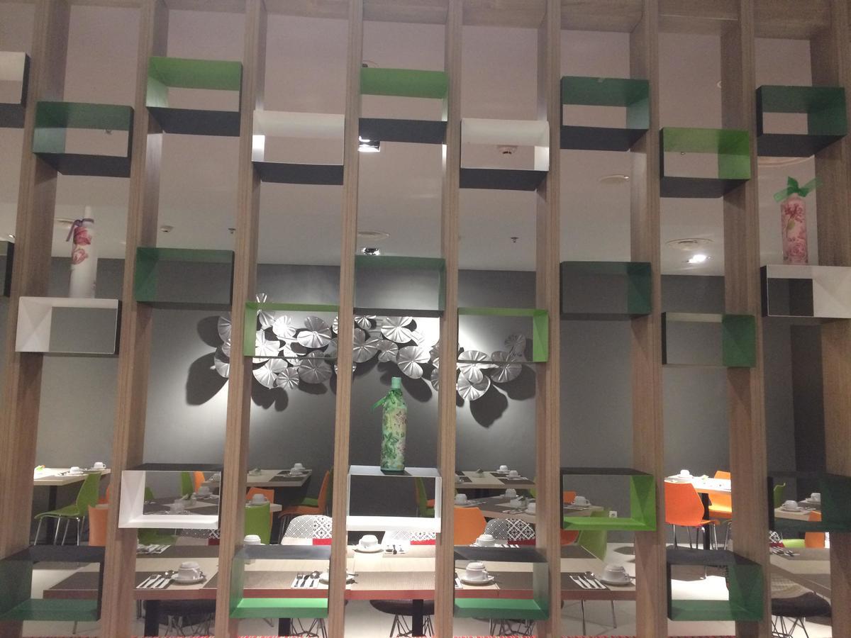 Khas Gresik Otel Dış mekan fotoğraf